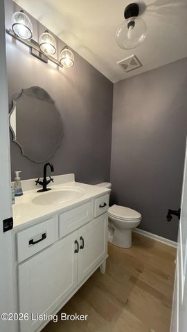 8120 Bohannon Station Rd, Louisville, KY 40291