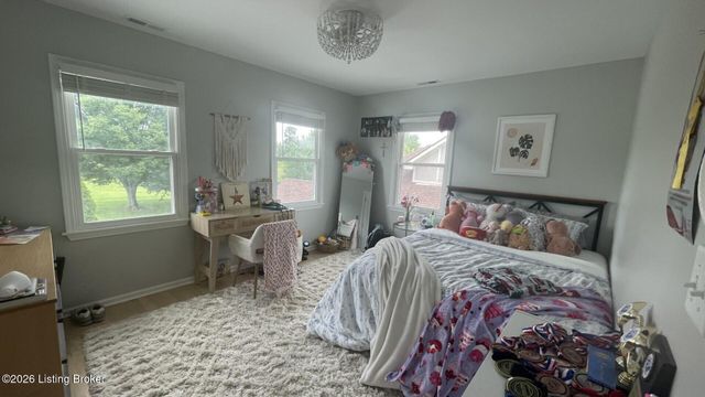 8120 Bohannon Station Rd, Louisville, KY 40291
