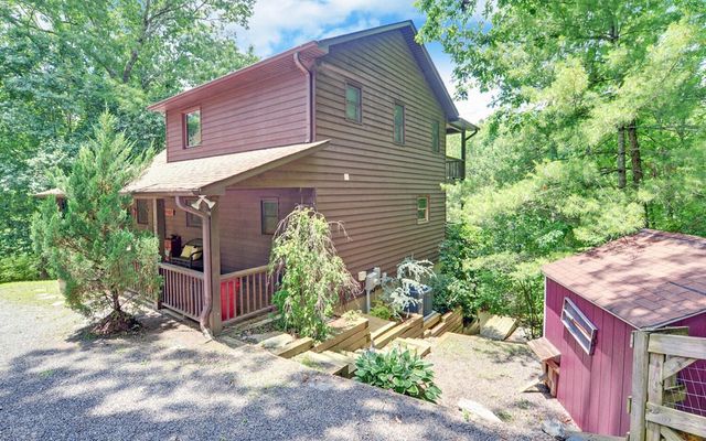 56 Waxwing Trail, Murphy, NC 28906