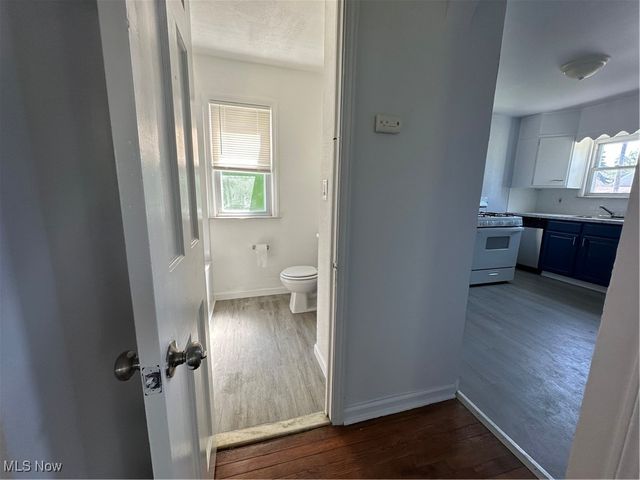 23880 Hartland Drive, Euclid, OH 44123