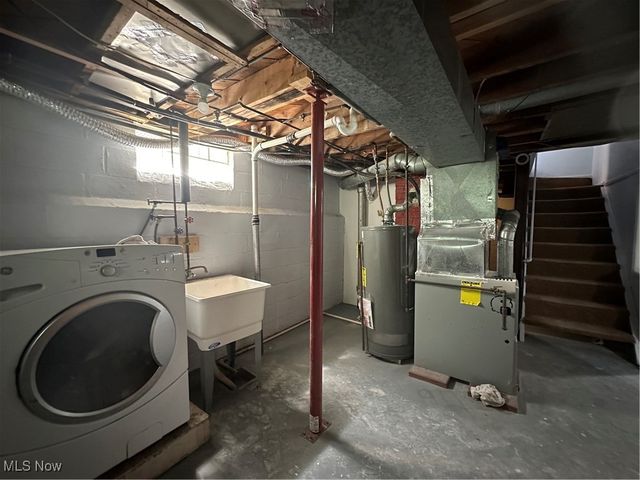 23880 Hartland Drive, Euclid, OH 44123