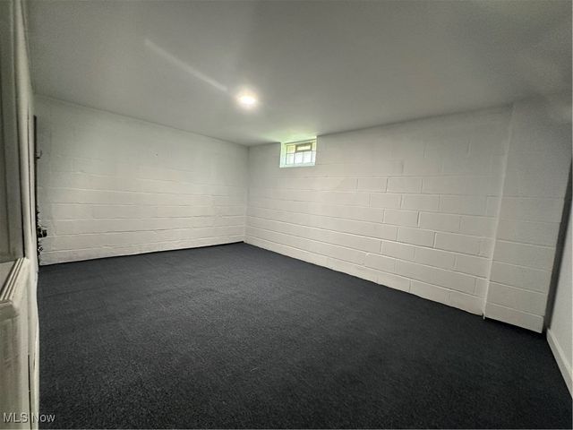 23880 Hartland Drive, Euclid, OH 44123