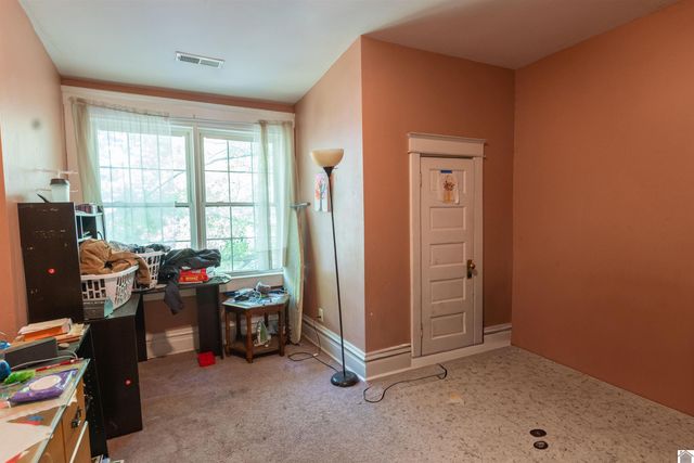 422 S 4th, Paducah, KY 42003