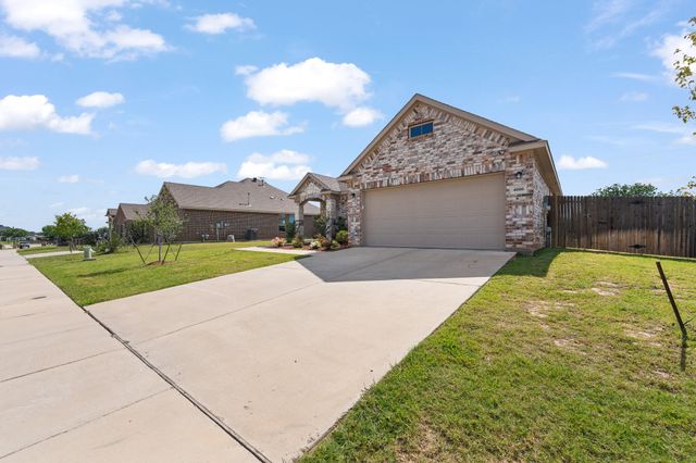 4000 Bendale Road, Benbrook, TX 76116