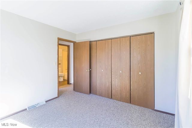 128 Orchard Drive A & B, St Clairsville, OH 43950