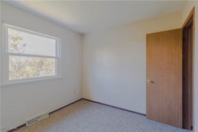 128 Orchard Drive A & B, St Clairsville, OH 43950