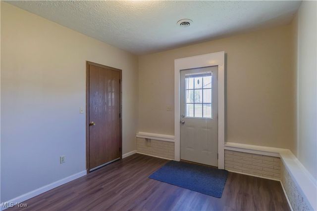 128 Orchard Drive A & B, St Clairsville, OH 43950