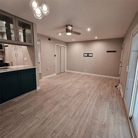 7801 Shoal Creek BLVD 146, Austin, TX 78757