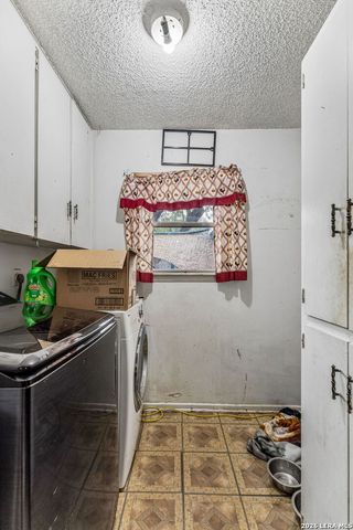 7111 FOREST MONT ST, San Antonio, TX 78240