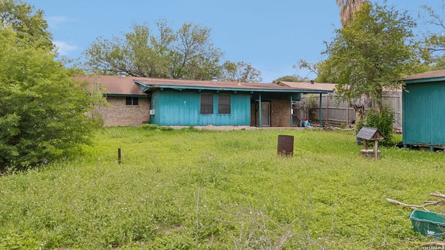 7111 FOREST MONT ST, San Antonio, TX 78240