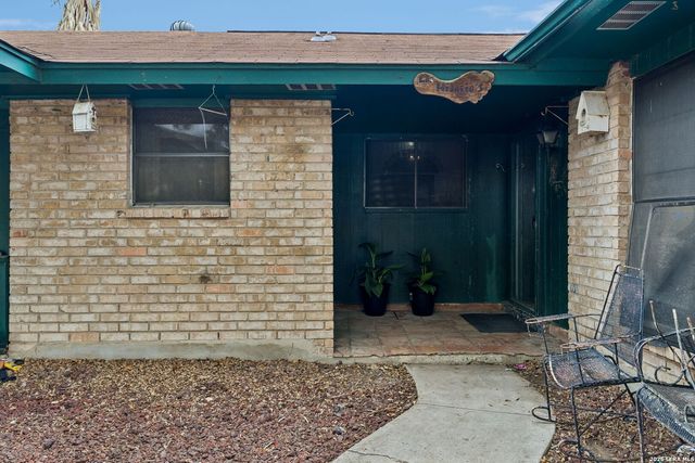 7111 FOREST MONT ST, San Antonio, TX 78240