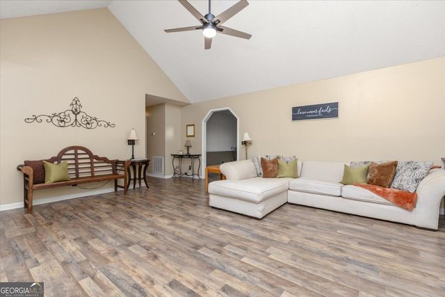 1315 Excalibur Drive, Macon, GA 31220