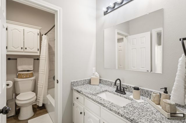 2111 Rheims Drive, Carrollton, TX 75006