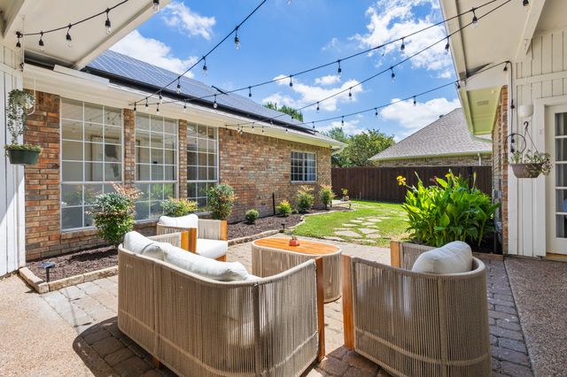 2111 Rheims Drive, Carrollton, TX 75006