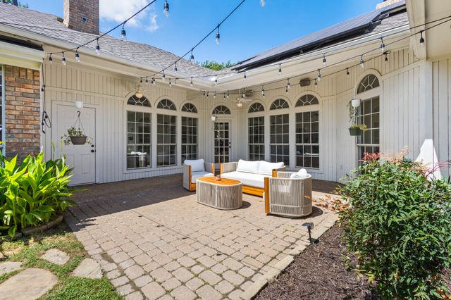 2111 Rheims Drive, Carrollton, TX 75006