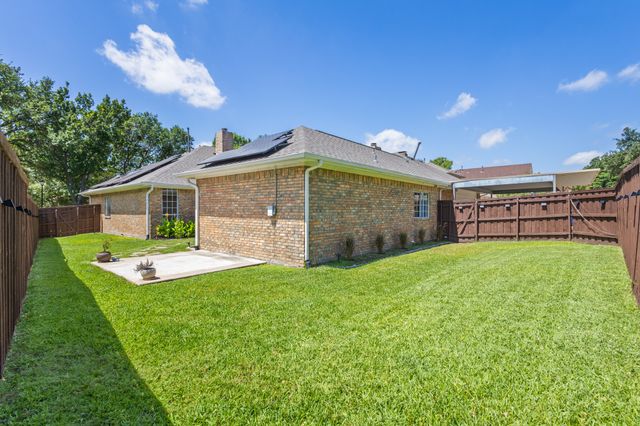 2111 Rheims Drive, Carrollton, TX 75006
