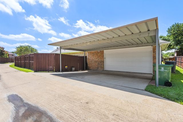 2111 Rheims Drive, Carrollton, TX 75006