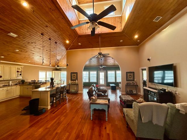 51 Alden Lane, Freeport, FL 32439