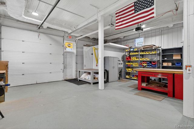 8811 Vernier Road, Ira, MI 48023