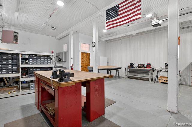 8811 Vernier Road, Ira, MI 48023