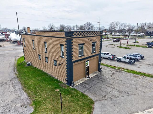 8811 Vernier Road, Ira, MI 48023