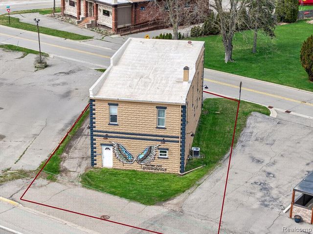 8811 Vernier Road, Ira, MI 48023