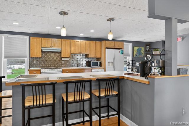 8811 Vernier Road, Ira, MI 48023