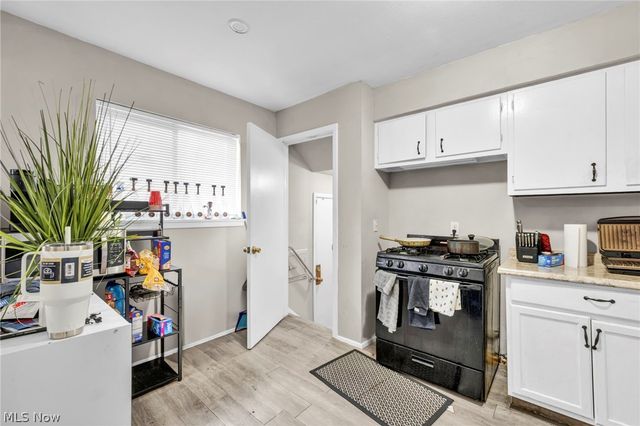 16215 Miles Avenue, Cleveland, OH 44128