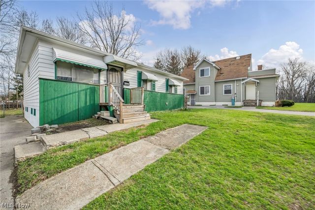 16215 Miles Avenue, Cleveland, OH 44128