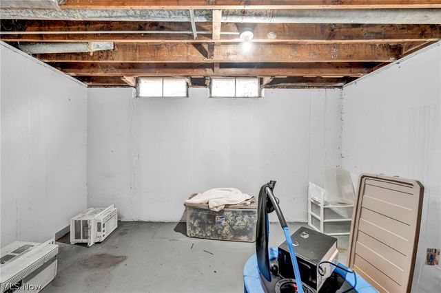 16215 Miles Avenue, Cleveland, OH 44128