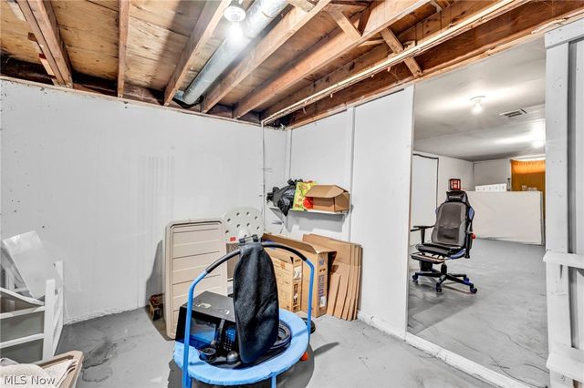 16215 Miles Avenue, Cleveland, OH 44128