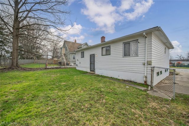 16215 Miles Avenue, Cleveland, OH 44128