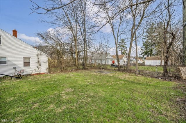 16215 Miles Avenue, Cleveland, OH 44128