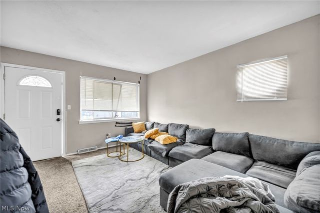 16215 Miles Avenue, Cleveland, OH 44128