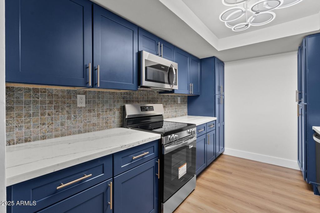 3825 E CAMELBACK Road 291, Phoenix, AZ 85018