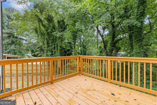 1111 Pin Oak Drive, Tucker, GA 30084