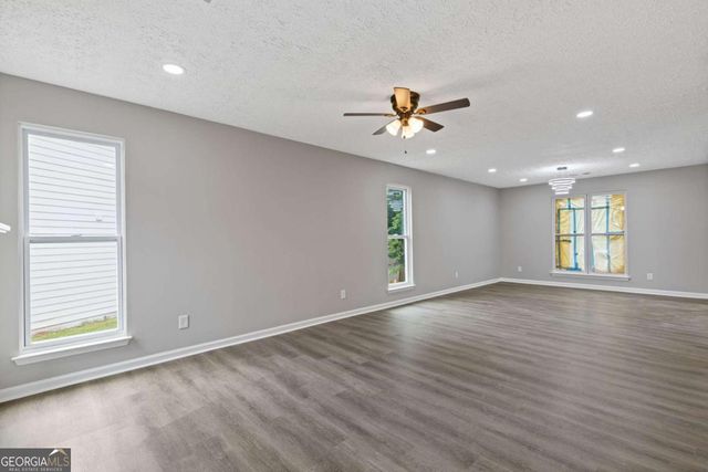 1111 Pin Oak Drive, Tucker, GA 30084