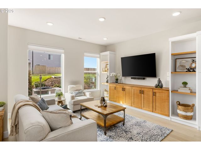 18245 Sw ASPEN BUTTE Ln, Beaverton, OR 97007