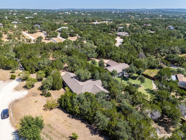 204 Deer Creek CIR, Dripping Springs, TX 78620