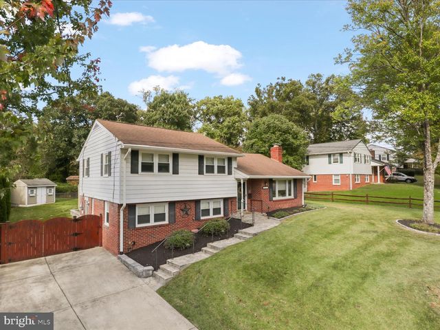 5633 INVERCHAPEL RD, Springfield, VA 22151