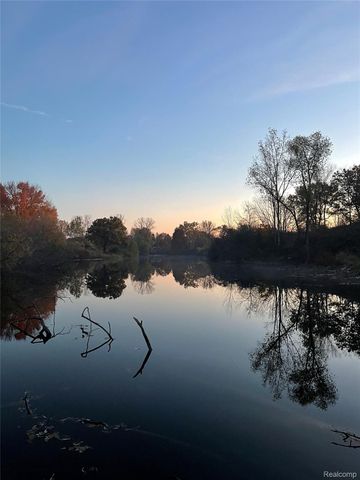 000 Markland Drive, Rose Township, MI 48442