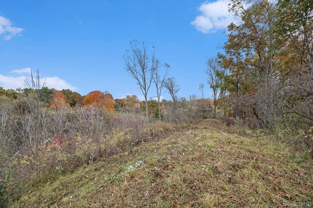 000 Markland Drive, Rose Township, MI 48442