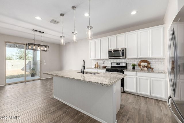 10818 W KING Street, Avondale, AZ 85323