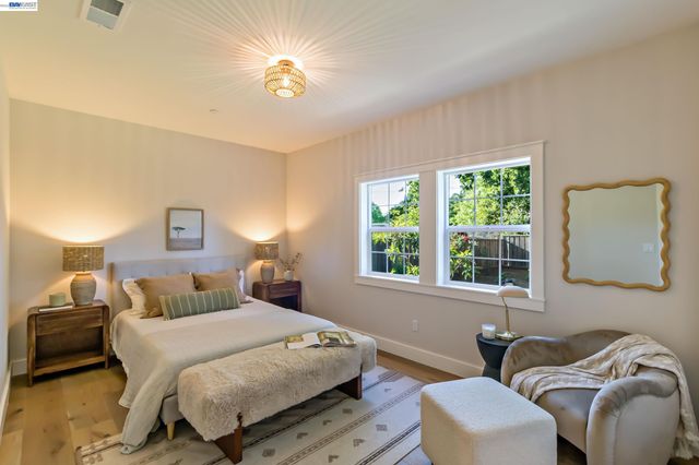 420 Beatrice Rd, Pleasant Hill, CA 94523