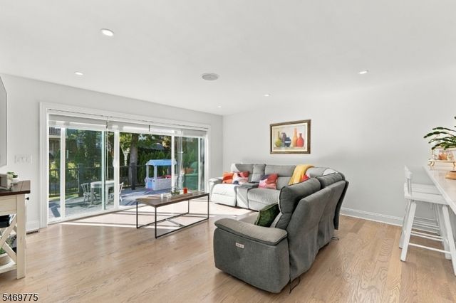 79 Elm Ave, Fairview Boro, NJ 07022