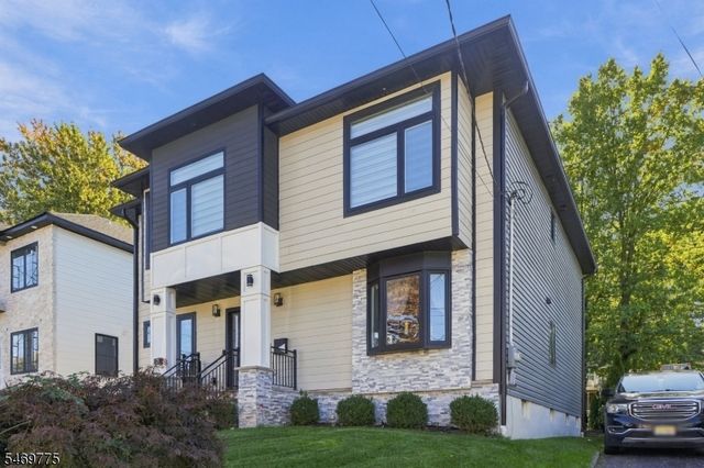 79 Elm Ave, Fairview Boro, NJ 07022