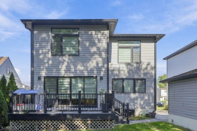 79 Elm Ave, Fairview Boro, NJ 07022