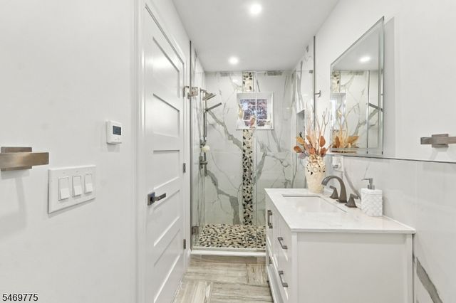 79 Elm Ave, Fairview Boro, NJ 07022