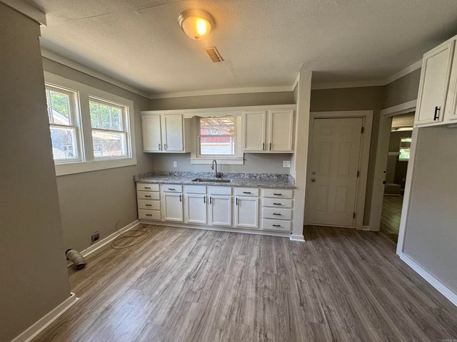 1516 Sycamore Street, North Little Rock, AR 72114