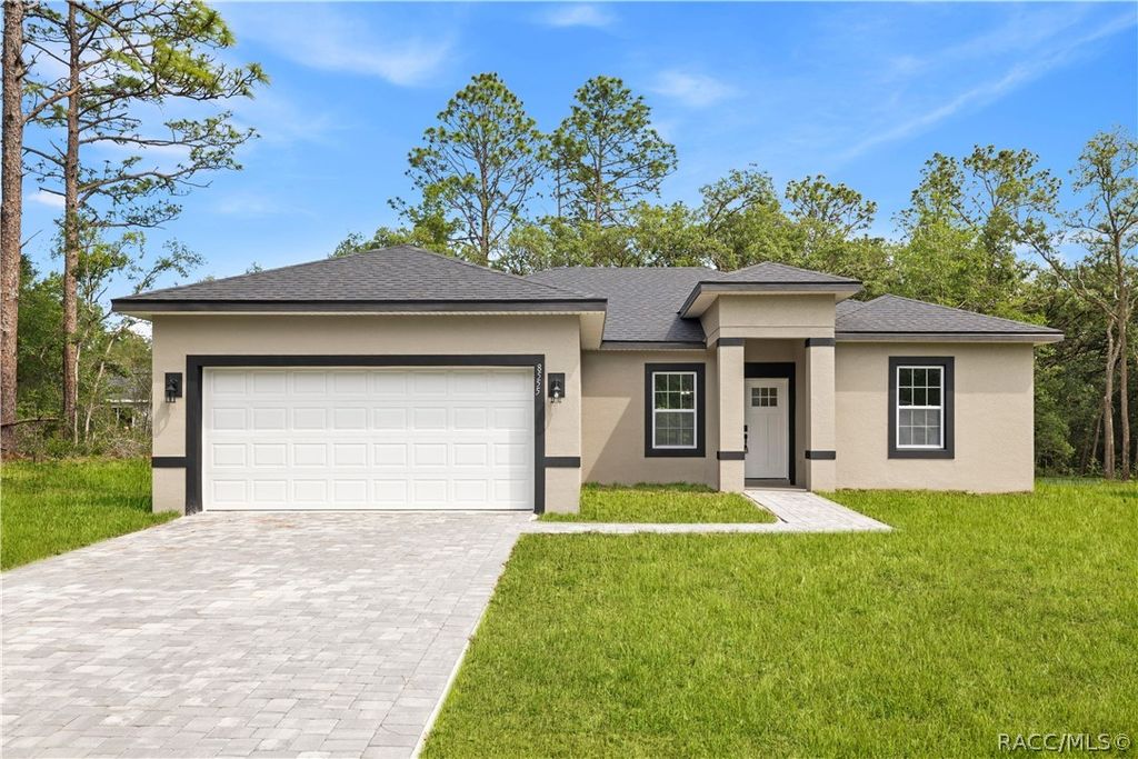 8555 N TROJAN Drive, Citrus Springs, FL 34433